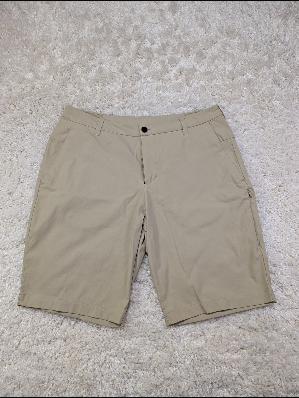lululemon athletica Men's Beige Hybrid Shorts
